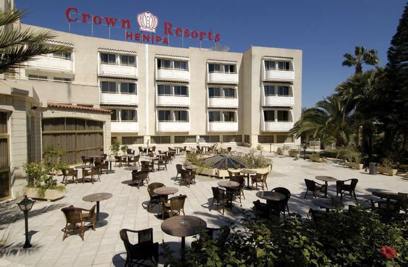 Crown Resorts Henipa Ларнака Экстерьер фото