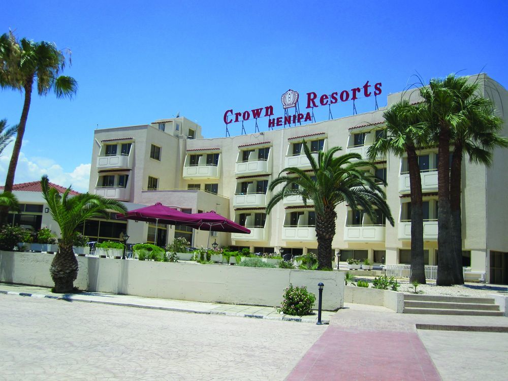 Crown Resorts Henipa Ларнака Экстерьер фото